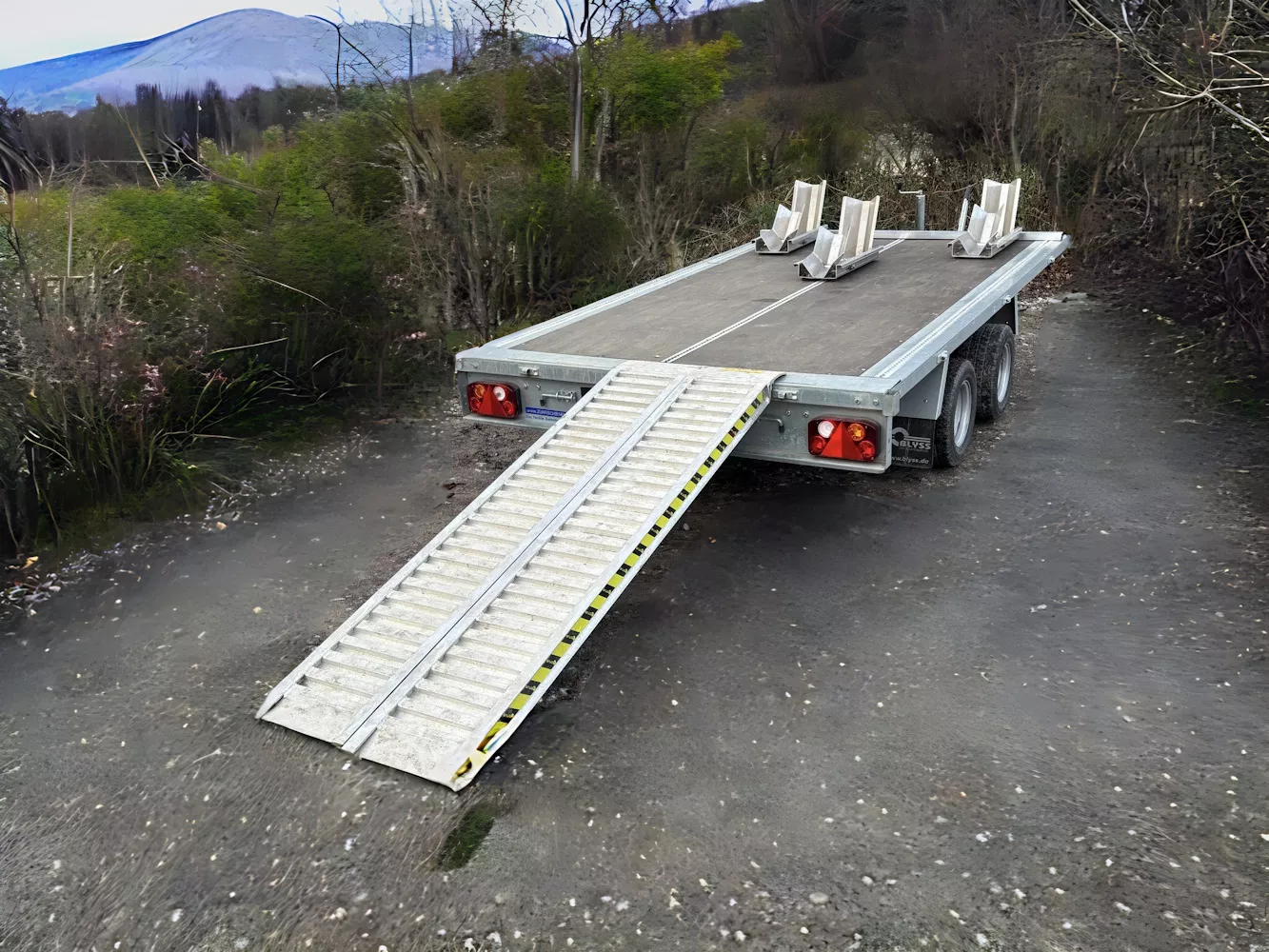 Motorradanhänger mit Rampe Motorradanhänger mit Rampe